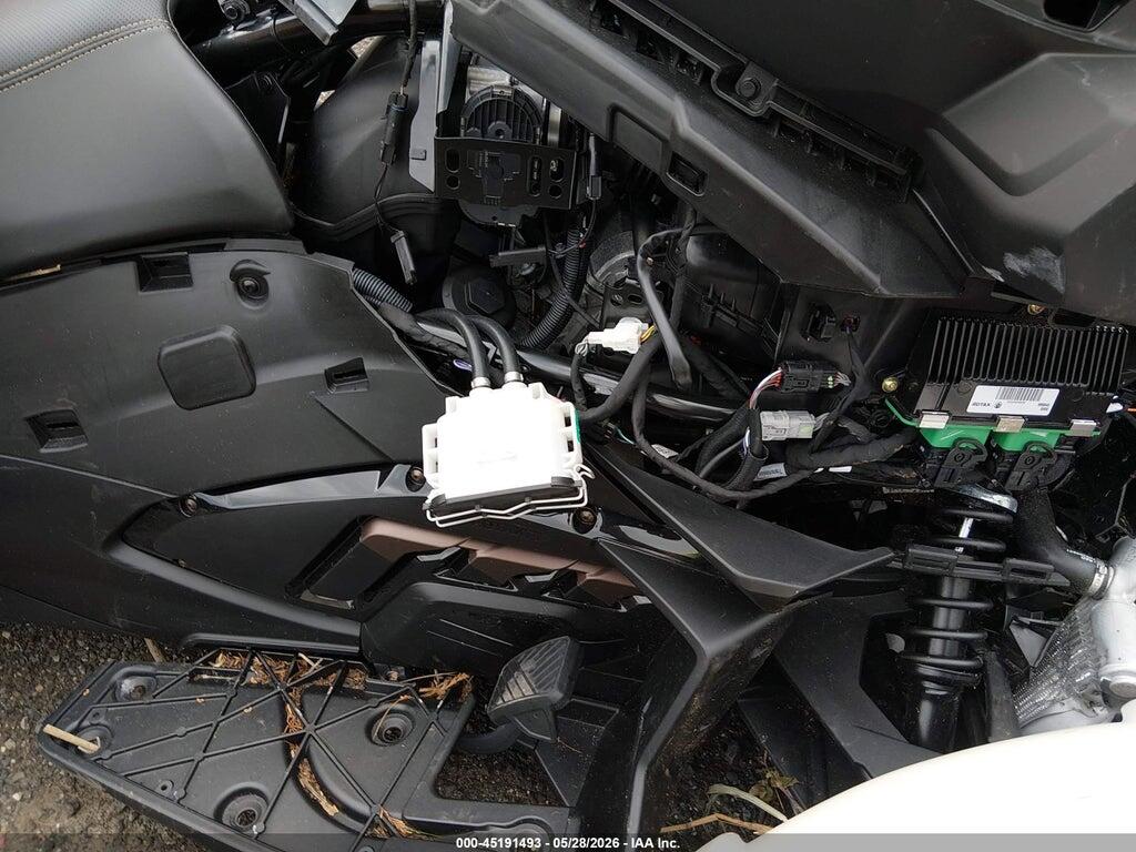 2BXNBDD23RV004654 2024 CAN-AM SPYDER ROADSTER photo no. 8