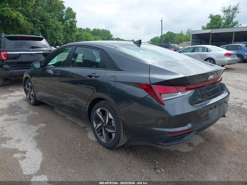 5NPLS4AG7PH098449 2023 HYUNDAI ELANTRA photo no. 3