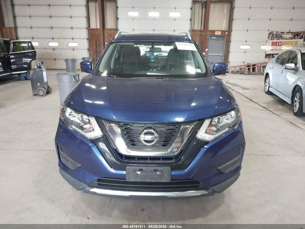 JN8AT2MV0HW010635 2017 NISSAN ROGUE photo no. 12