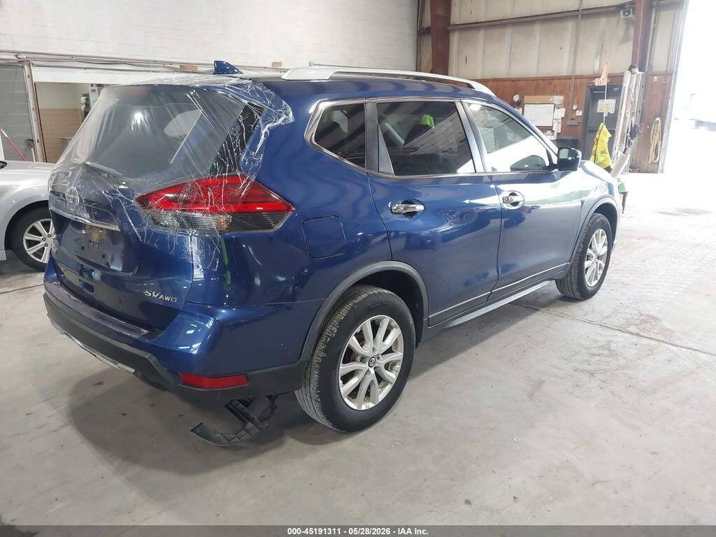 JN8AT2MV0HW010635 2017 NISSAN ROGUE photo no. 4