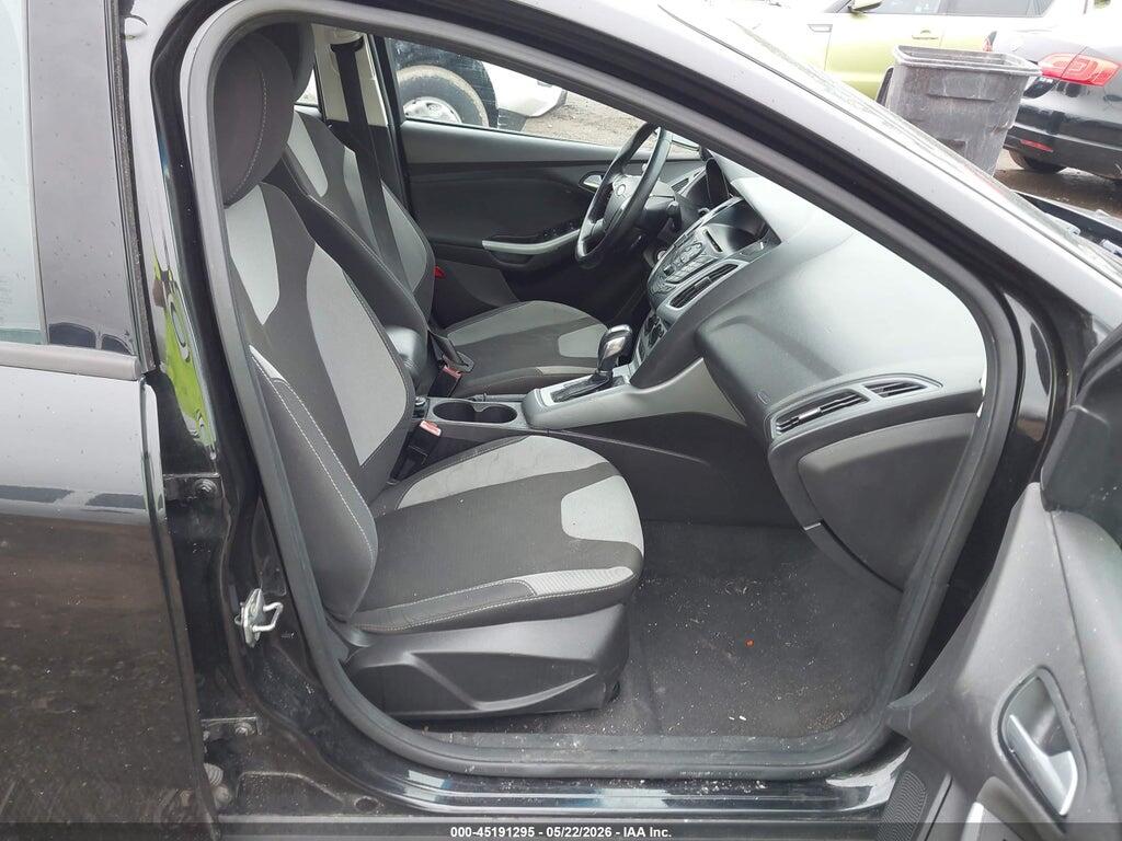 1FAHP3F22CL421400 2012 FORD FOCUS photo no. 5