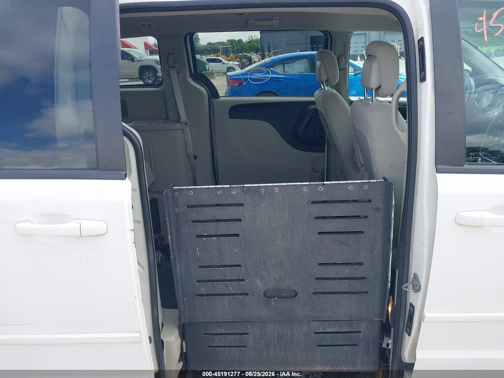 2D4RN4DG3BR794995 2011 DODGE GRAND CARAVAN photo no. 8