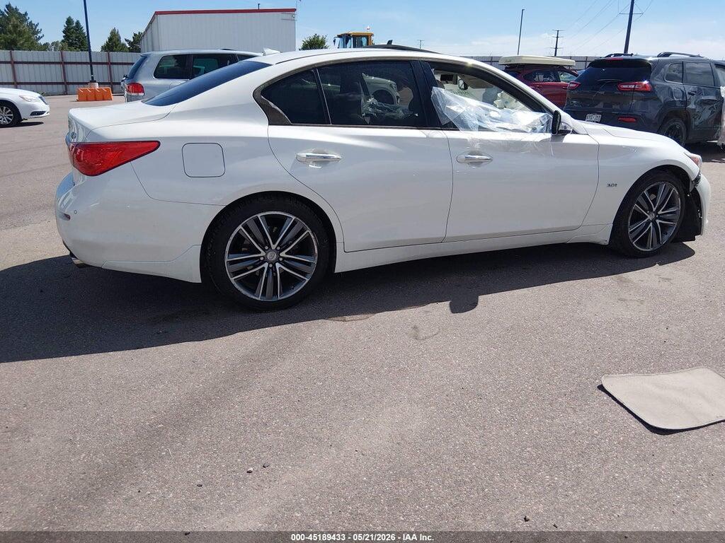 JN1EV7AR0HM833043 2017 INFINITI Q50 photo no. 4
