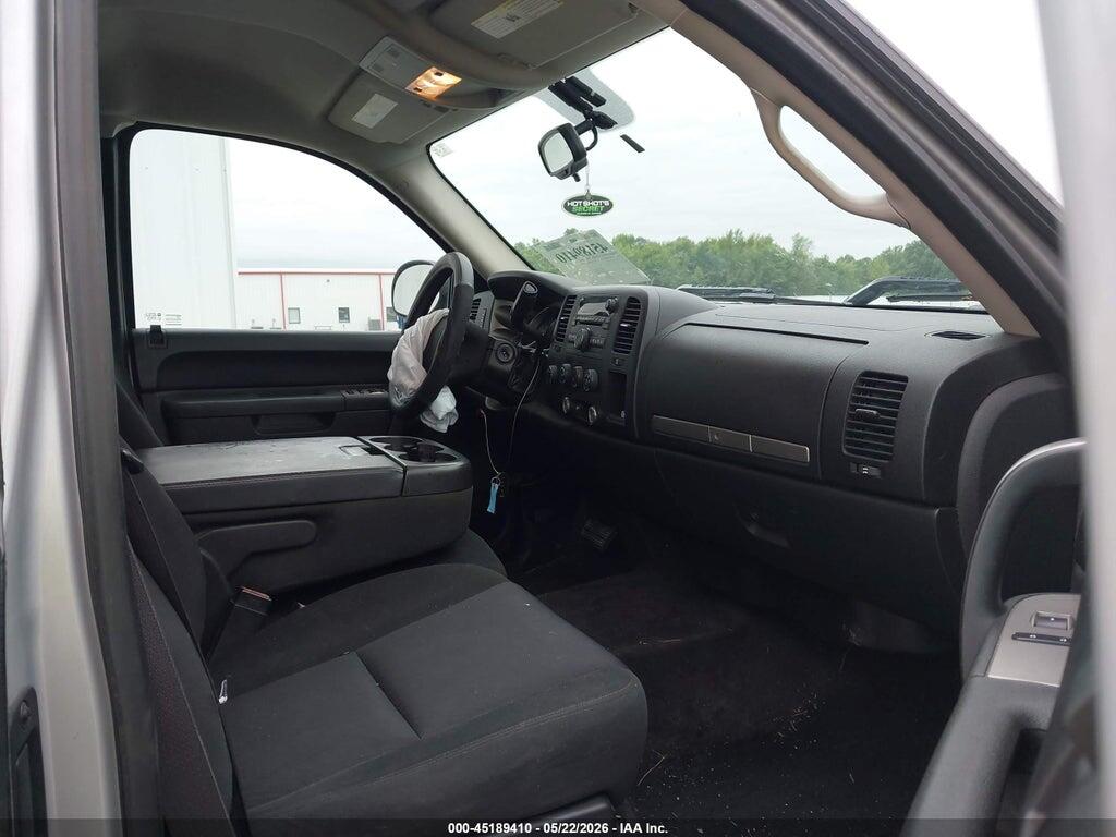 1GCSKSE31AZ140895 2010 CHEVROLET SILVERADO 1500 photo no. 5