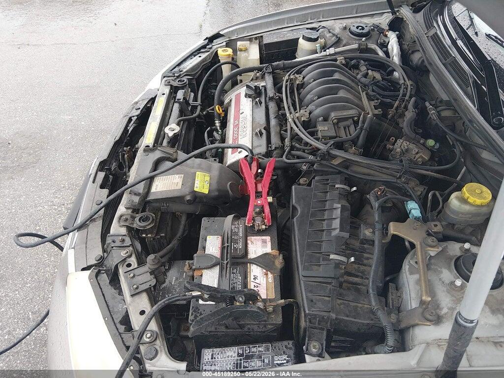 JN1CA31A01T314429 2001 NISSAN MAXIMA photo no. 10