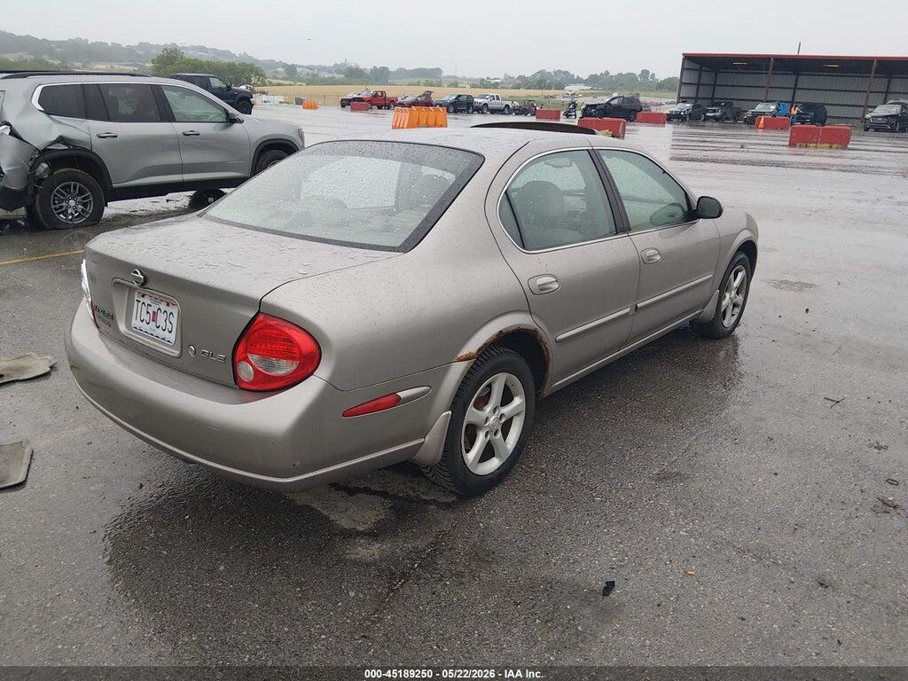 JN1CA31A01T314429 2001 NISSAN MAXIMA photo no. 4