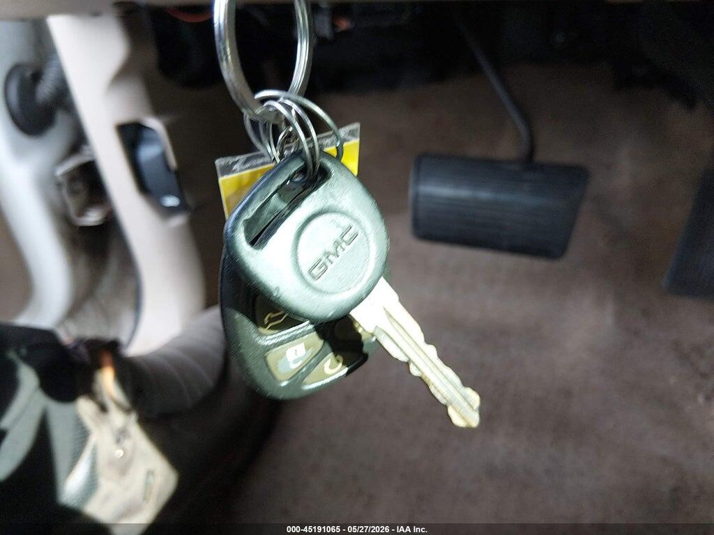 1GKUKMEF2AR112039 2010 GMC YUKON XL 1500 photo no. 11