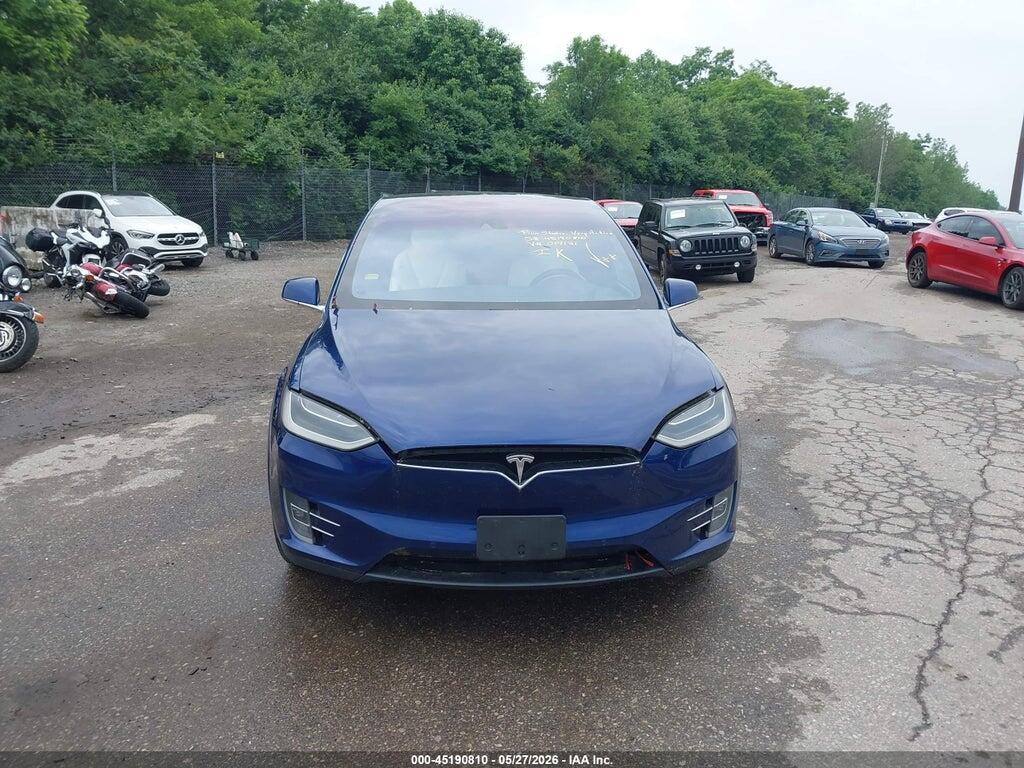 5YJXCAE24GF014131 2016 TESLA MODEL X photo no. 12