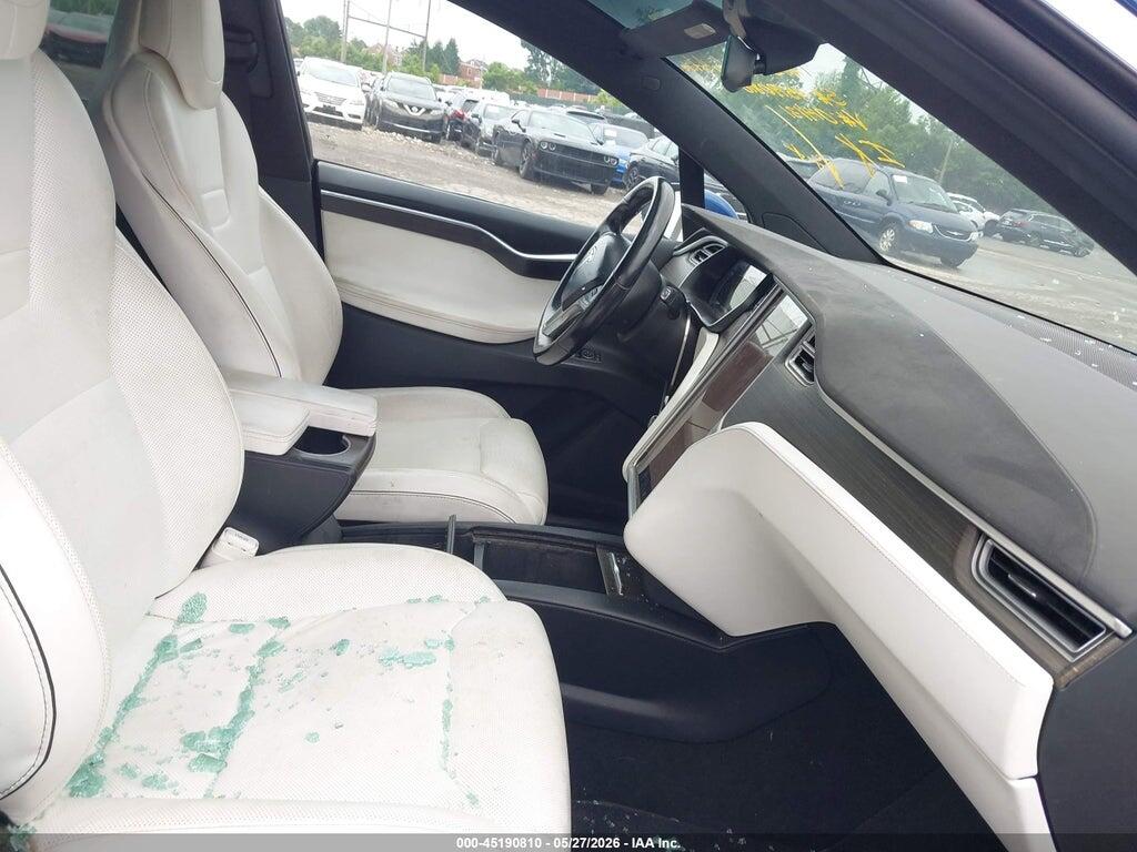 5YJXCAE24GF014131 2016 TESLA MODEL X photo no. 5