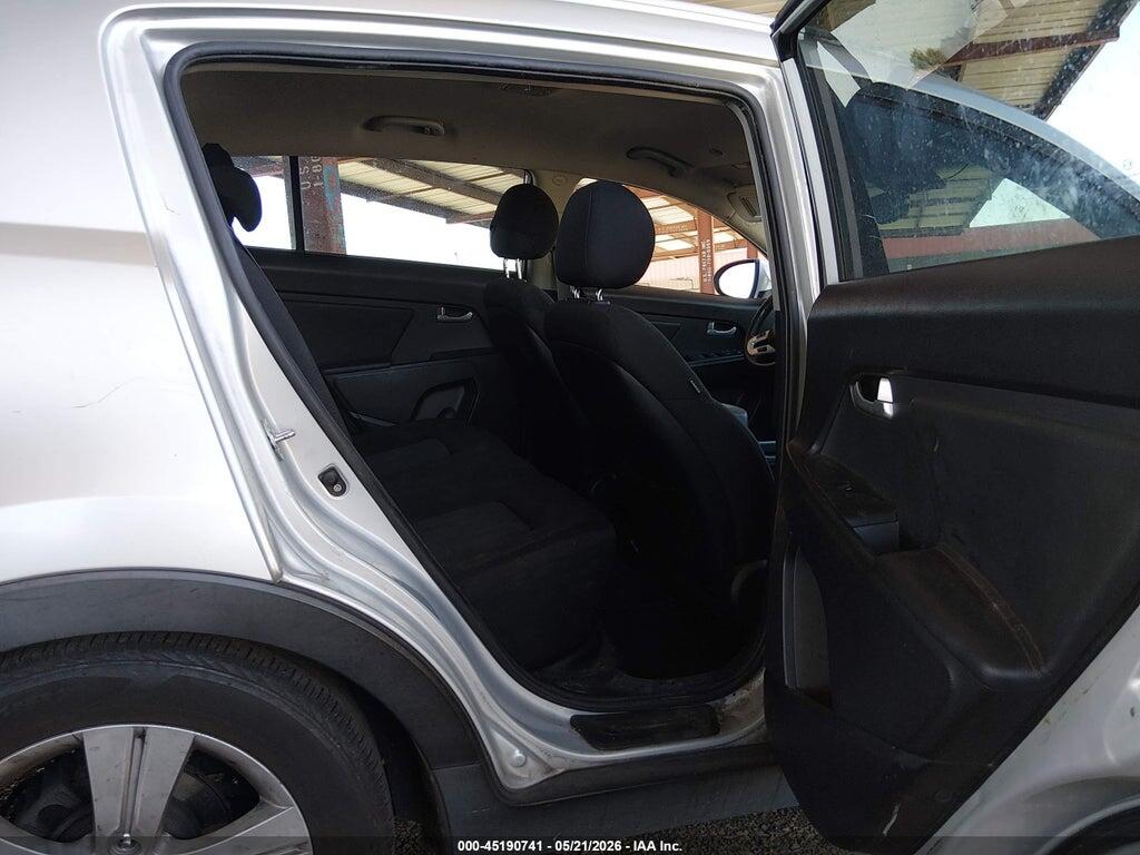 KNDPB3A24C7185885 2012 KIA SPORTAGE photo no. 8