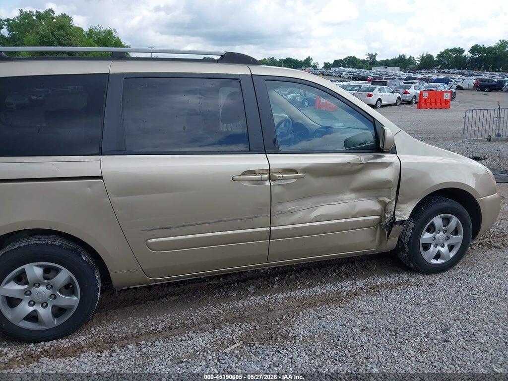 KNDMB233586202497 2008 KIA SEDONA photo no. 6