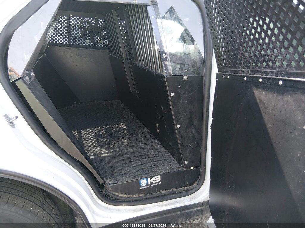 1FM5K8AB0PGB11157 2023 FORD POLICE INTERCEPTOR UTILITY photo no. 8