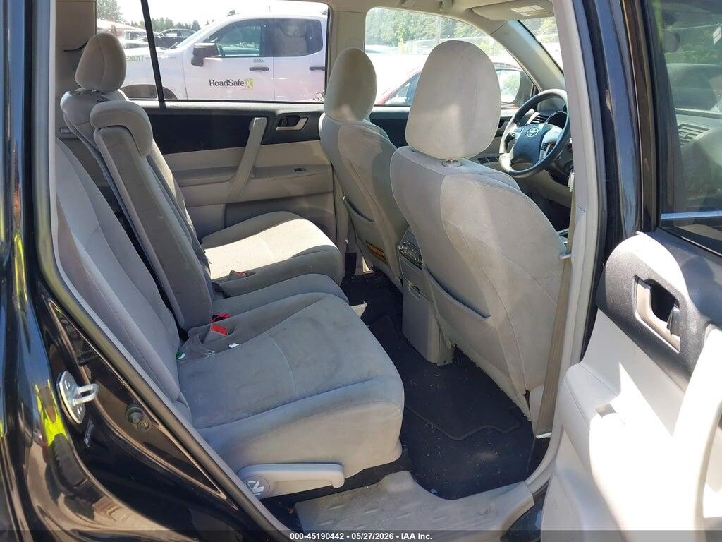 5TDBK3EH2BS063734 2011 TOYOTA HIGHLANDER photo no. 8