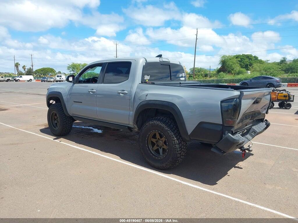 3TMAZ5CN0JM057537 2018 TOYOTA TACOMA photo no. 3
