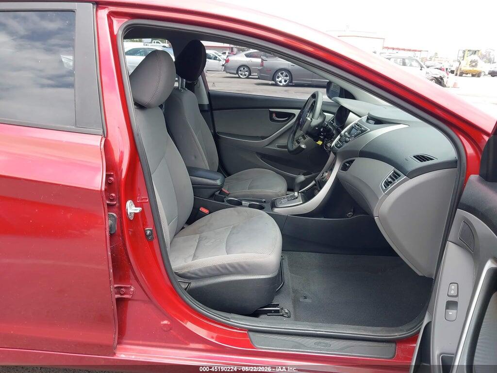 5NPDH4AEXDH438769 2013 HYUNDAI ELANTRA photo no. 5