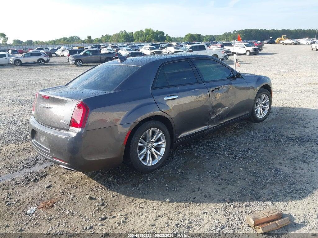 2C3CCABG8JH326070 2018 CHRYSLER 300 photo no. 4