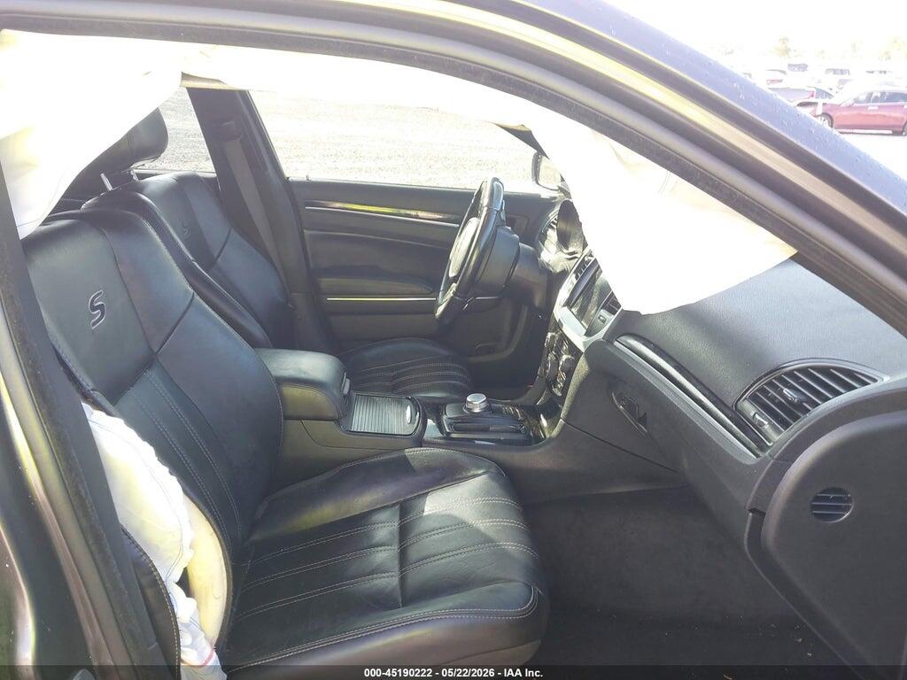 2C3CCABG8JH326070 2018 CHRYSLER 300 photo no. 5