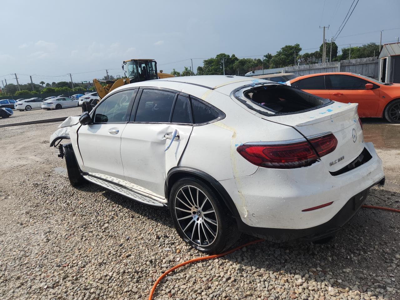 2023 MERCEDES-BENZ GLC COUPE 300 4MATIC — Фото 2 из 13