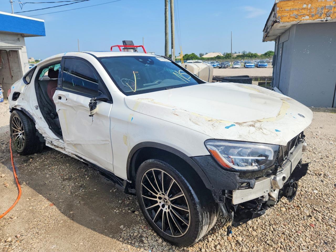 2023 MERCEDES-BENZ GLC COUPE 300 4MATIC — Фото 4 из 13