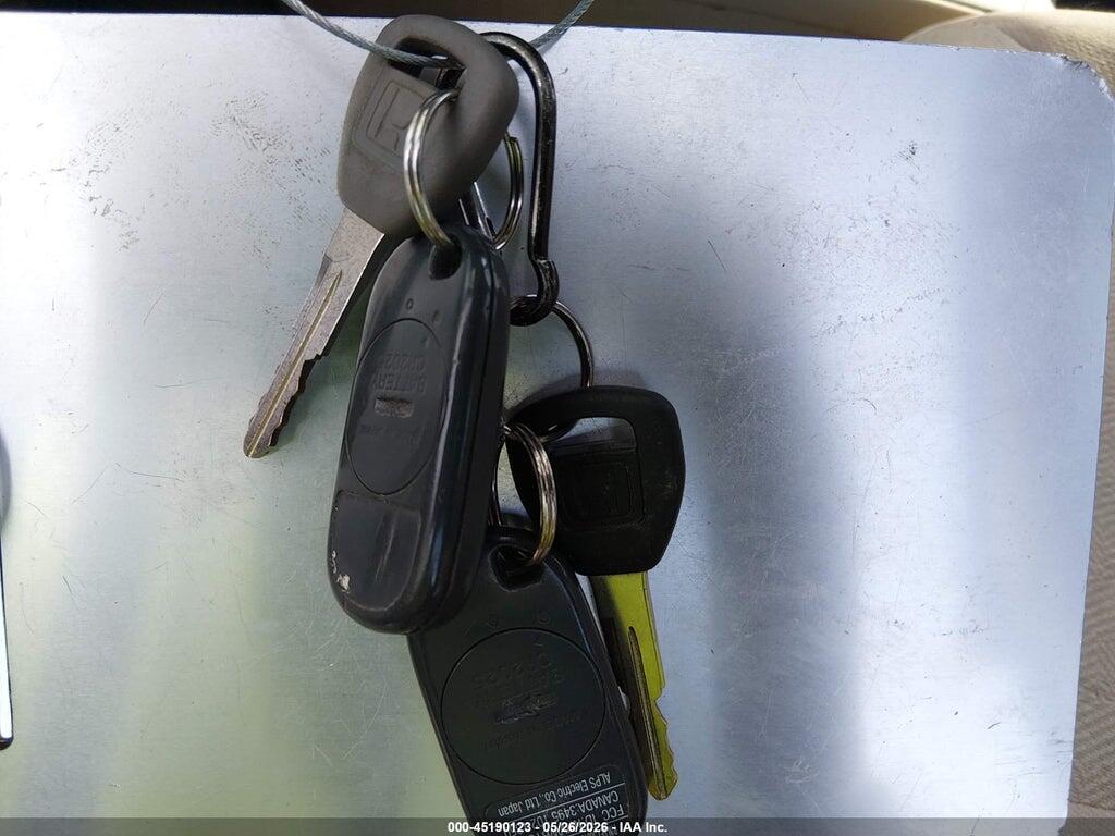 1HGES26782L023982 2002 HONDA CIVIC photo no. 11