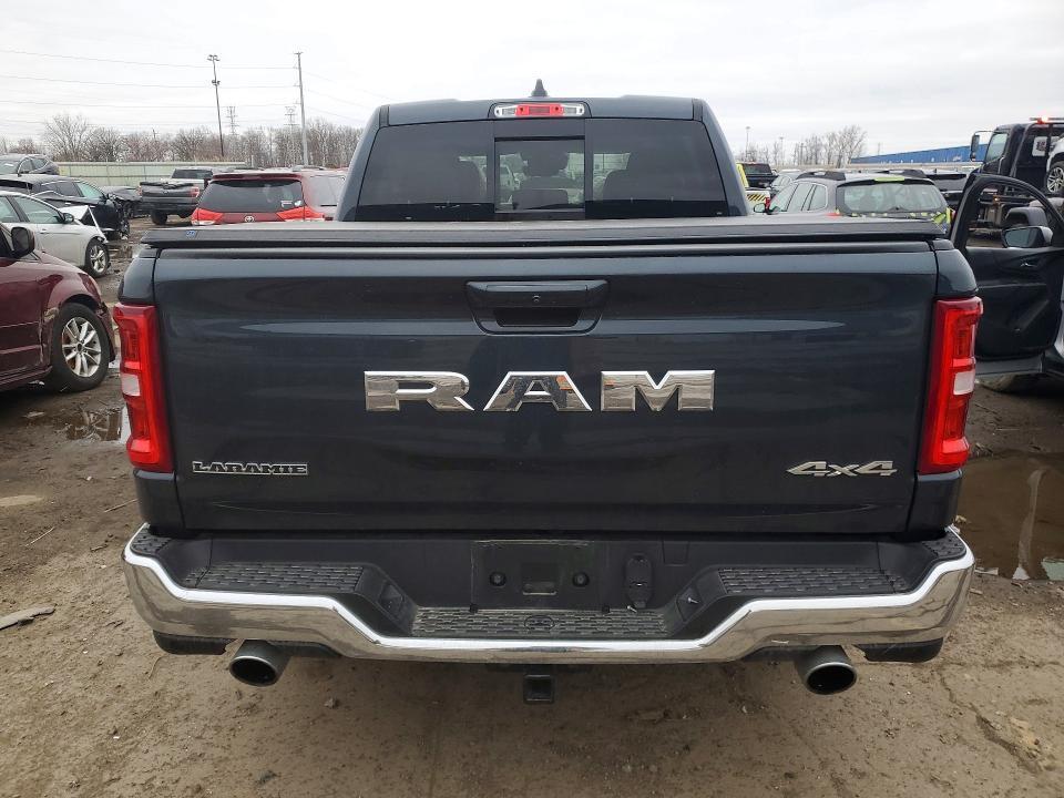 2026 RAM 1500 LARAMIE — Фото 6 из 14