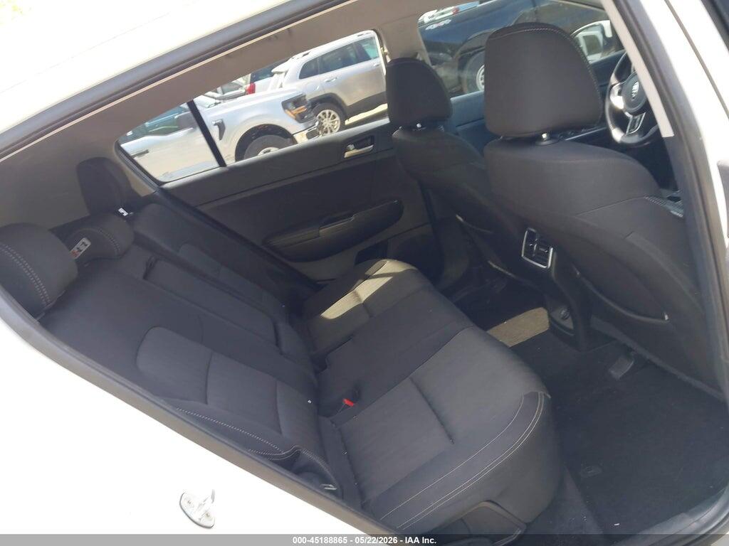 KNDPMCAC4H7257078 2017 KIA SPORTAGE photo no. 8