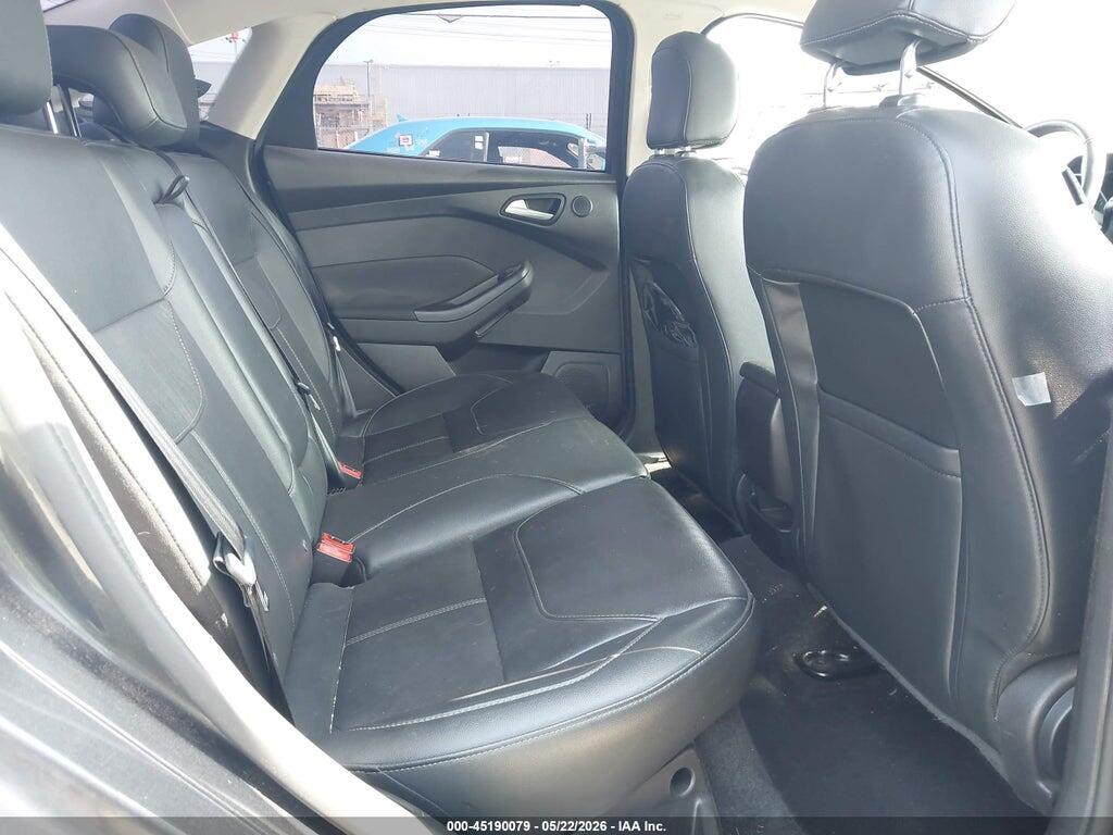 1FADP3J28HL245627 2017 FORD FOCUS photo no. 8