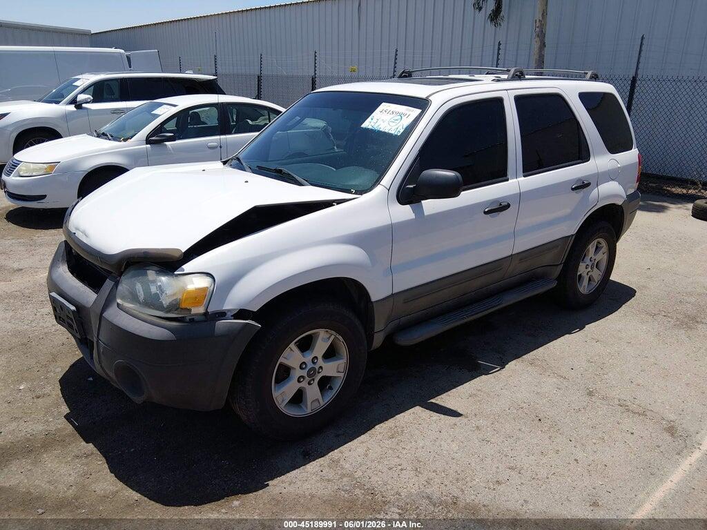 1FMCU03136KA07054 2006 FORD ESCAPE photo no. 2