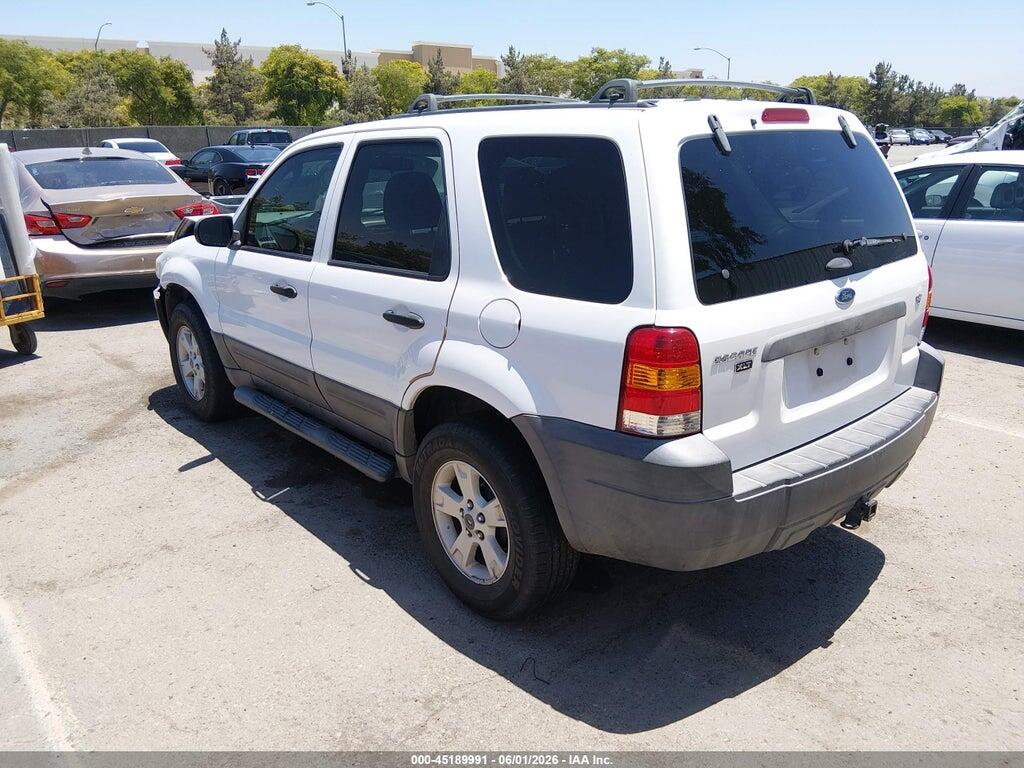 1FMCU03136KA07054 2006 FORD ESCAPE photo no. 3