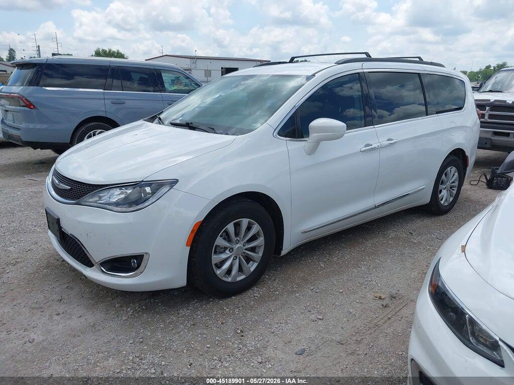 2C4RC1BG7HR526643 2017 CHRYSLER PACIFICA photo no. 2