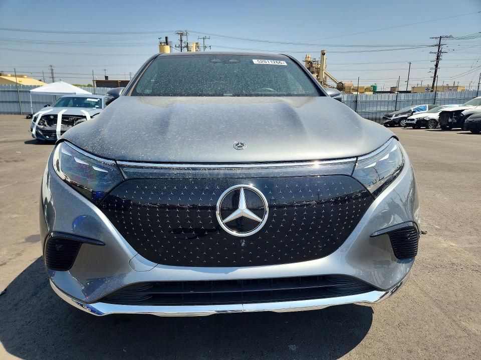 2023 MERCEDES-BENZ EQS SUV 450 4MATIC — Фото 5 из 13