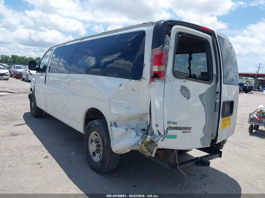 1GAZG1FG4B1171577 2011 CHEVROLET EXPRESS 3500 photo no. 3