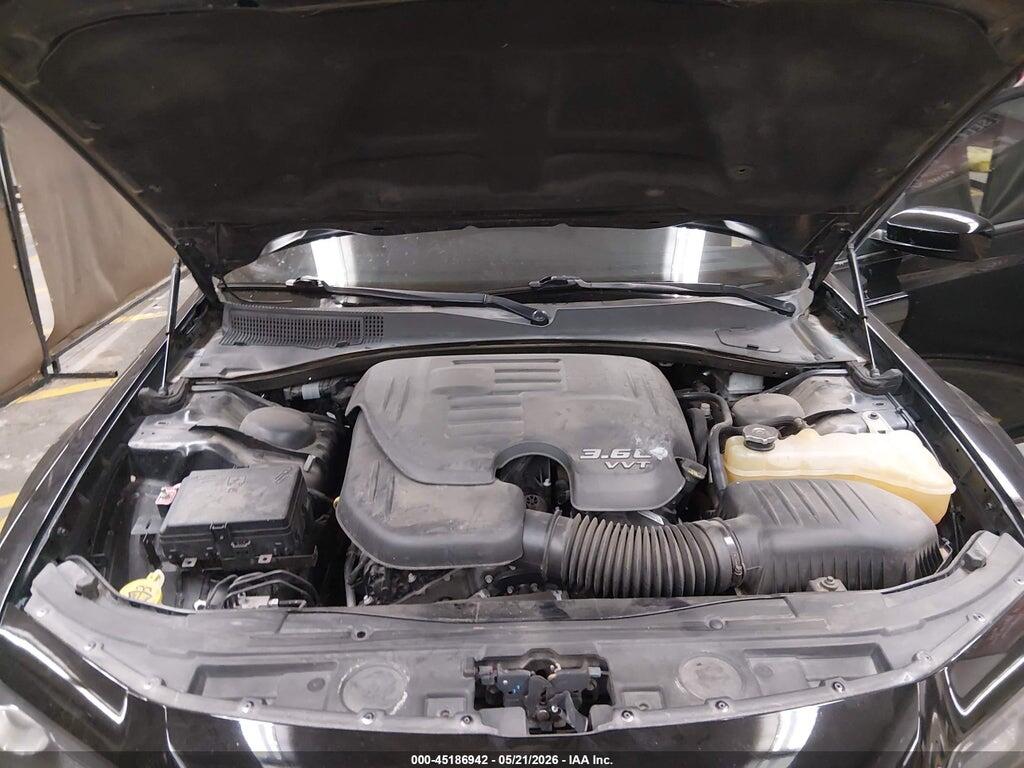 2C3CCABG7HH599687 2017 CHRYSLER 300 photo no. 10