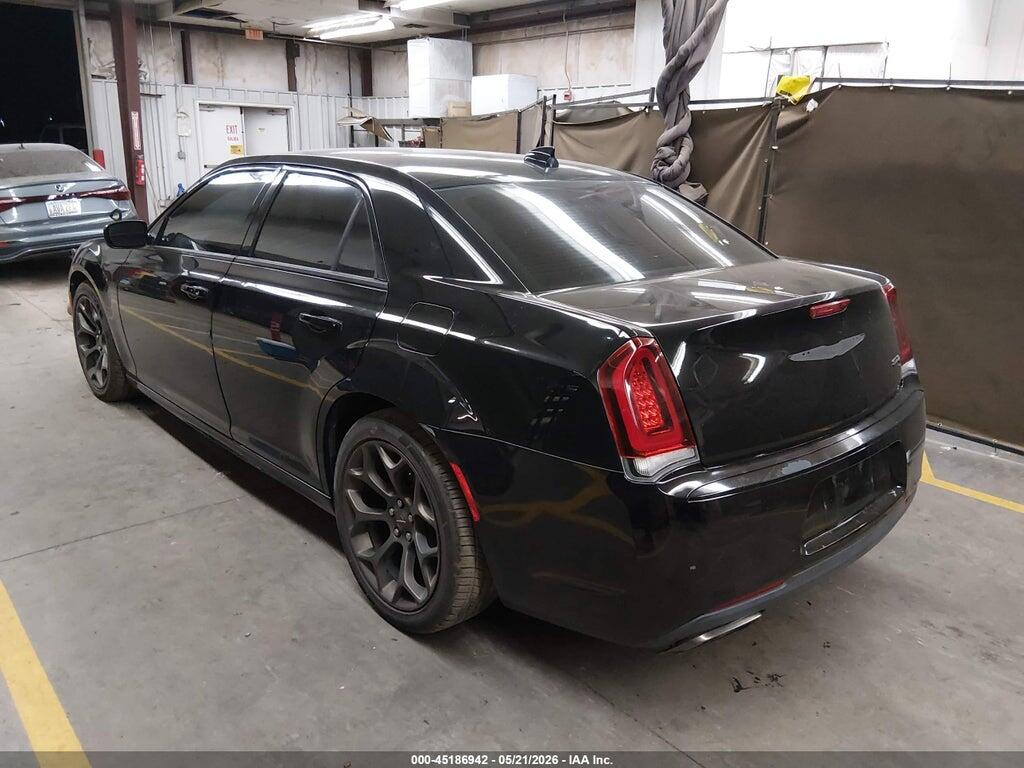 2C3CCABG7HH599687 2017 CHRYSLER 300 photo no. 3