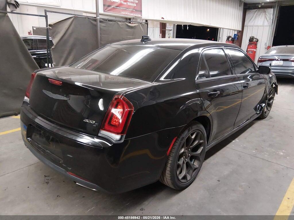 2C3CCABG7HH599687 2017 CHRYSLER 300 photo no. 4
