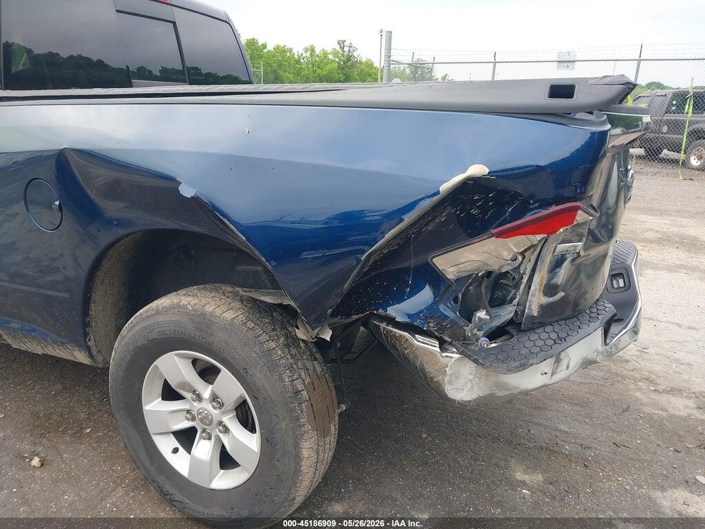 1C6RR7TT5KS710604 2019 RAM 1500 CLASSIC photo no. 12