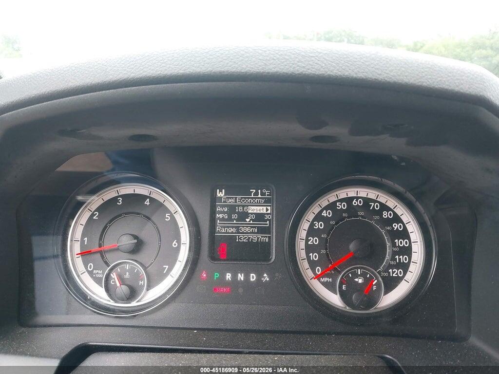 1C6RR7TT5KS710604 2019 RAM 1500 CLASSIC photo no. 7
