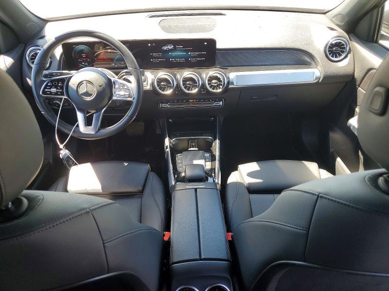 2023 MERCEDES-BENZ EQB 250+ — Фото 8 из 13