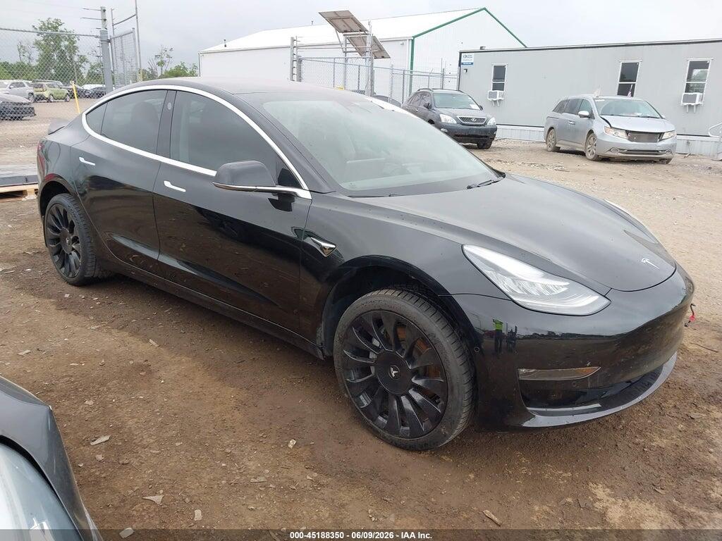 5YJ3E1EA0JF028051 2018 TESLA MODEL 3 photo no. 1