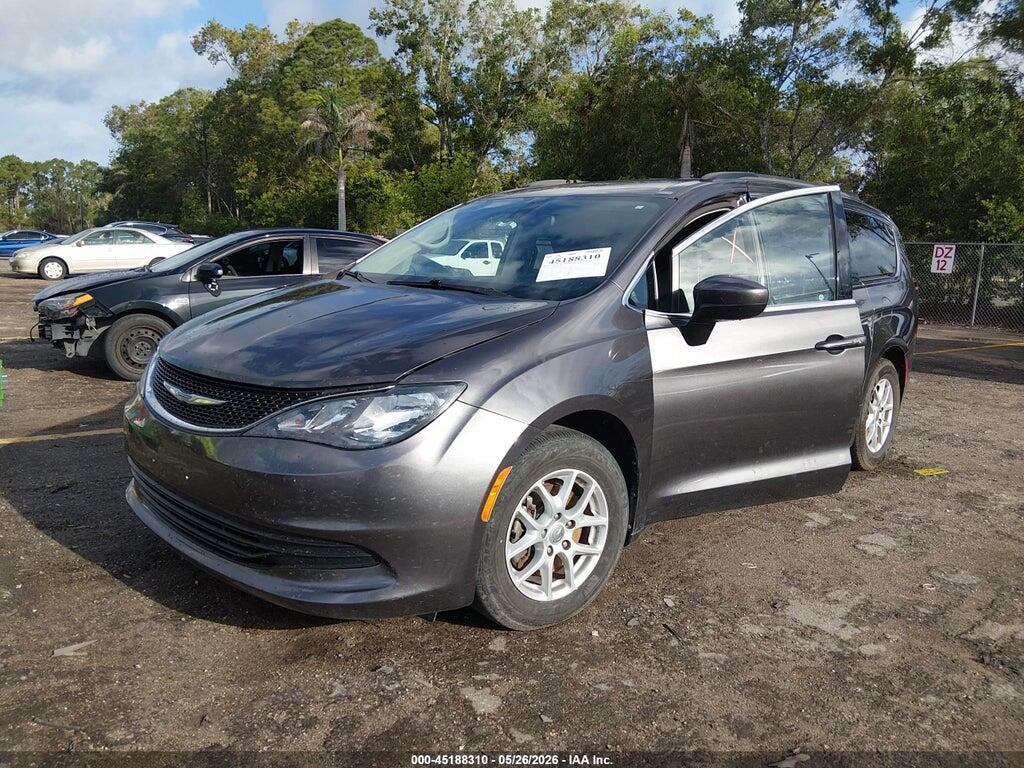 2C4RC1DG6LR182406 2020 CHRYSLER VOYAGER photo no. 2