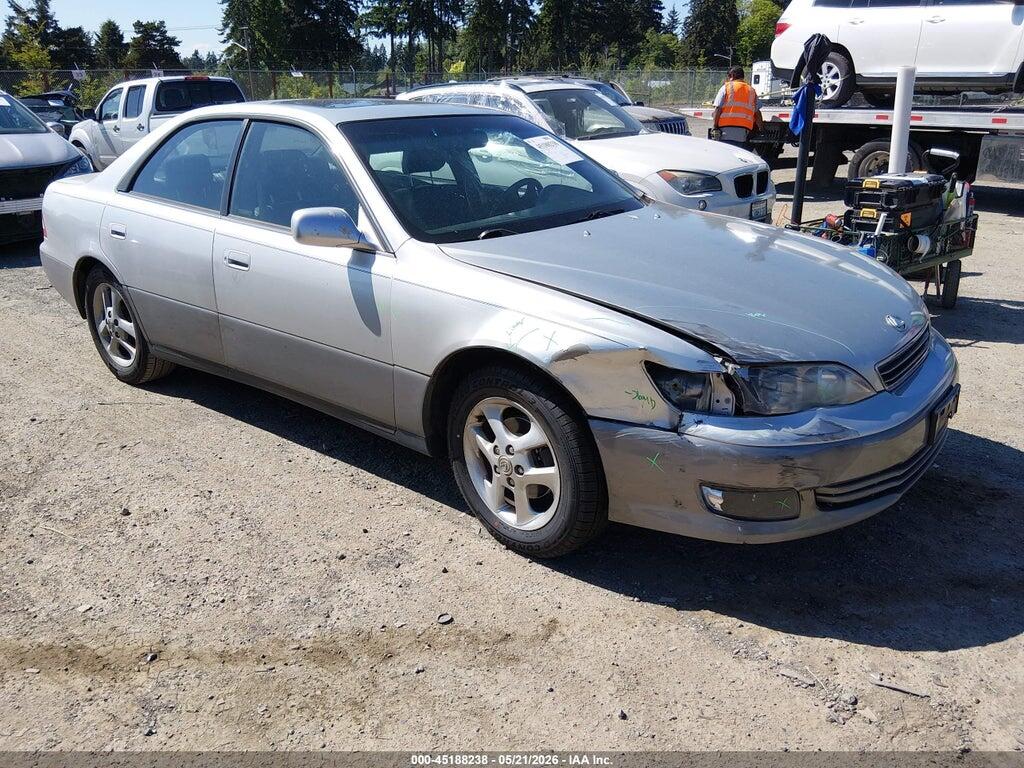 JT8BF28G715111796 2001 LEXUS ES 300 photo no. 1