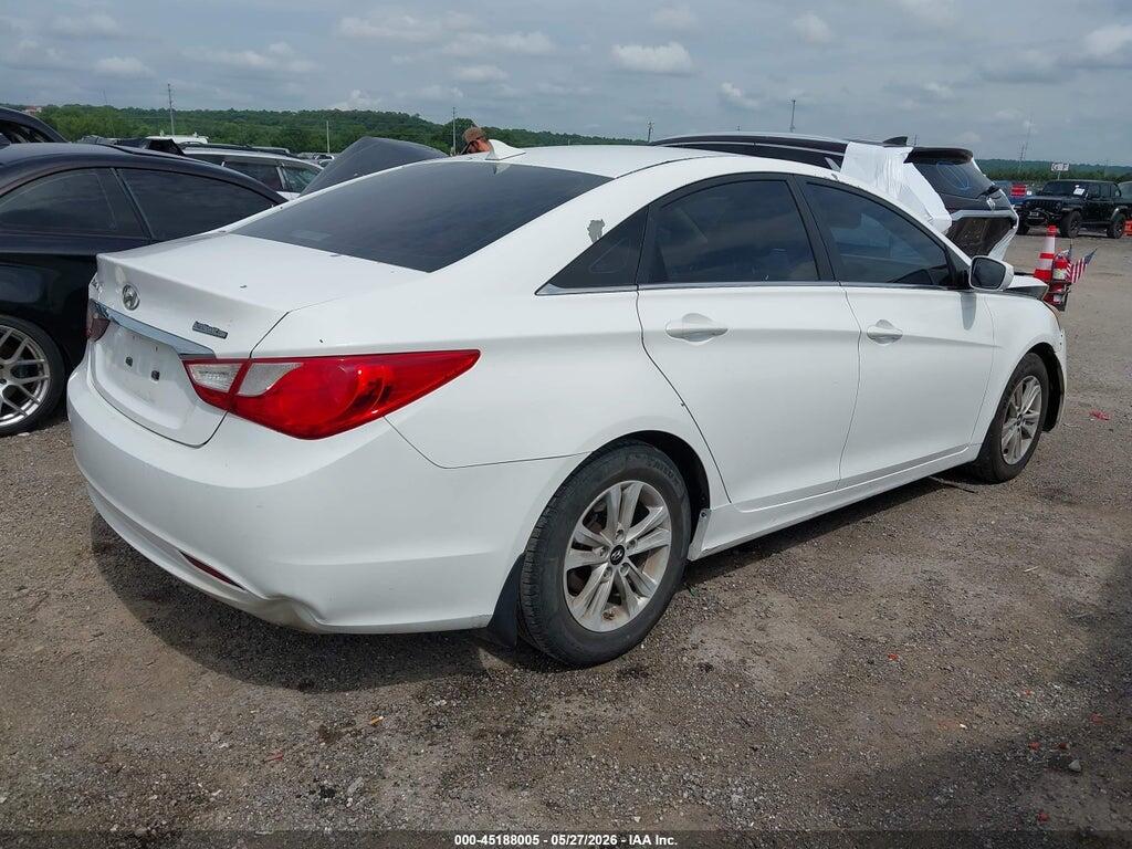 5NPEB4AC0DH738194 2013 HYUNDAI SONATA photo no. 4