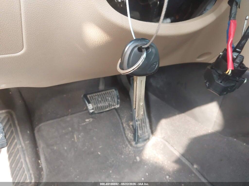 5NPEB4AC8DH597987 2013 HYUNDAI SONATA photo no. 11