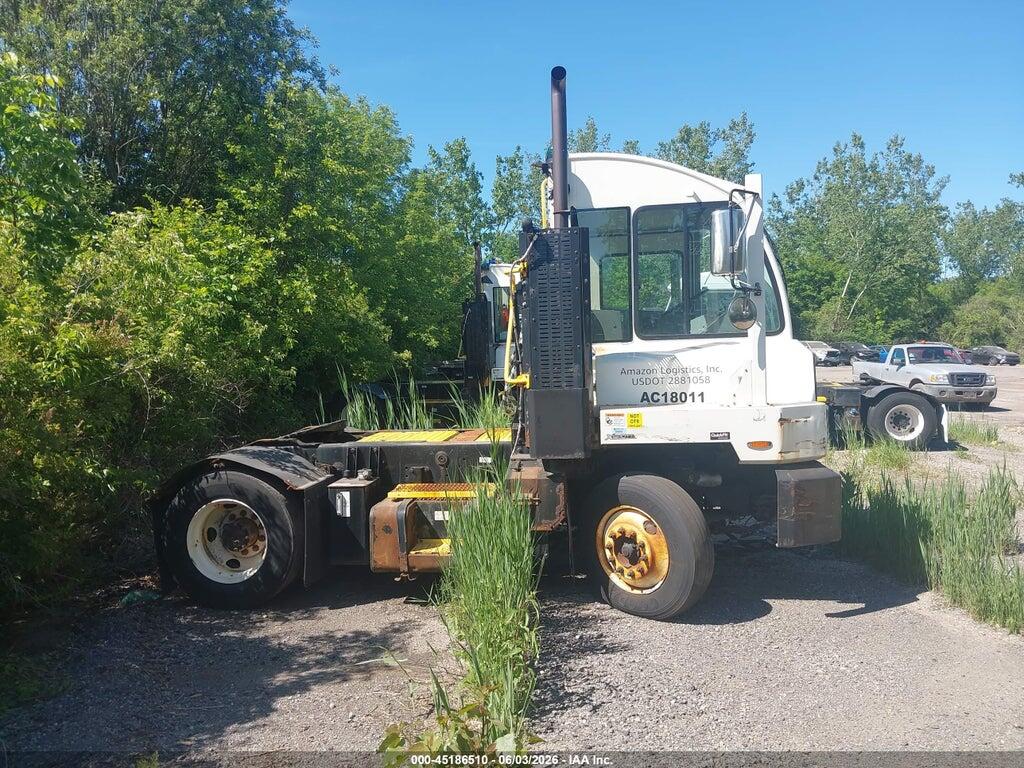 516H4GF24KH228624 2019 AUTOCAR LLC XSPOTTER-ON photo no. 12