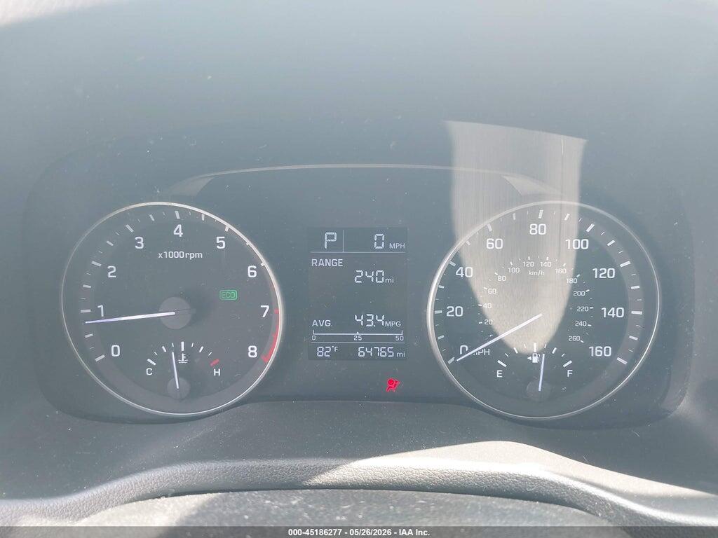 5NPD74LF1HH163632 2017 HYUNDAI ELANTRA photo no. 7