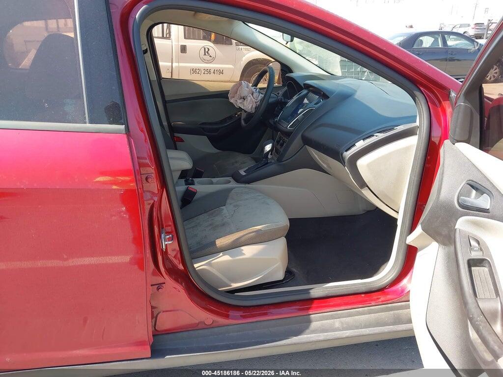 1FADP3K21EL399445 2014 FORD FOCUS photo no. 5