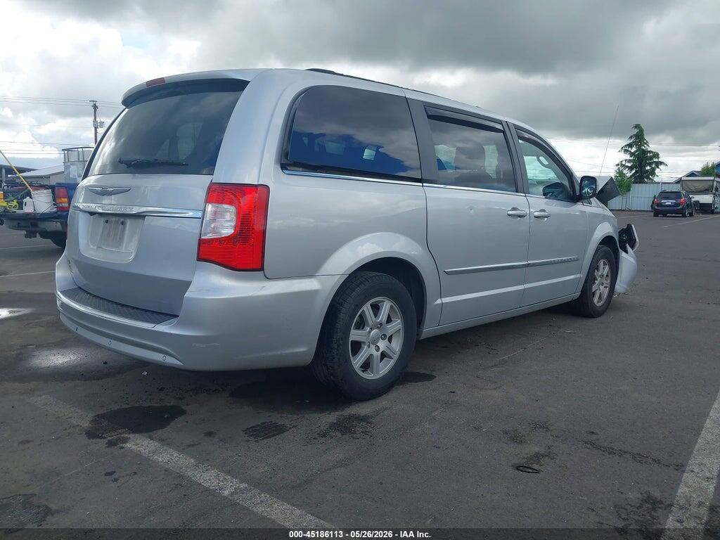 2A4RR5DG8BR723468 2011 CHRYSLER TOWN & COUNTRY photo no. 4