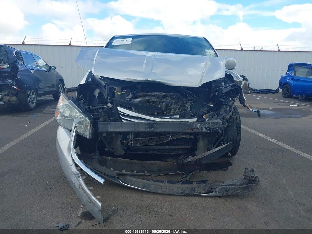 2A4RR5DG8BR723468 2011 CHRYSLER TOWN & COUNTRY photo no. 6