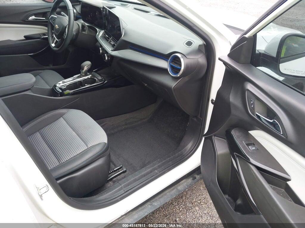 KL77LHEP1SC061561 2025 CHEVROLET TRAX photo no. 5