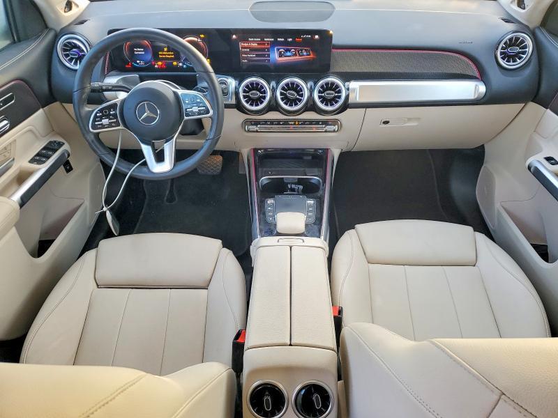 2023 MERCEDES-BENZ EQB 250+ — Фото 8 из 13